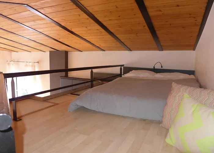 Apartment Wide-view & Quiet Chania